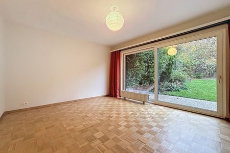 Spacieuse maison 2 façades (320m²) / Quartier résidentiel et calme. - Photo 4