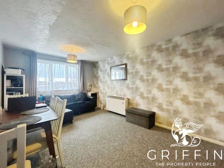 Waterville Drive, Vange, Basildon, SS16 - Photo 2