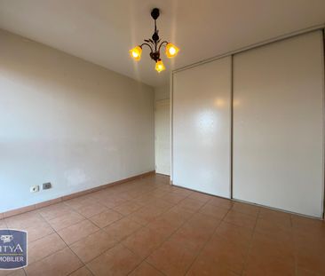 Location Appartement 3 pièces 67m² CARPENTRAS 84200 - Photo 2