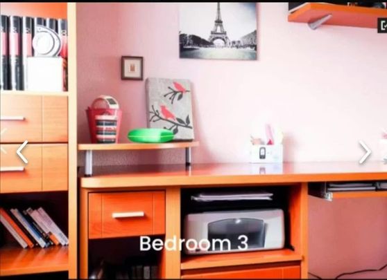 Calle Estrella Polar, Sevilla, Andalusia 41015 - Photo 1