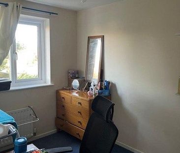 2 bedroom semi-detached house to rent - Photo 4