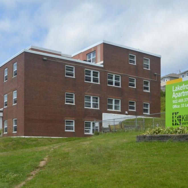 Lakefront Apartments - Photo 1