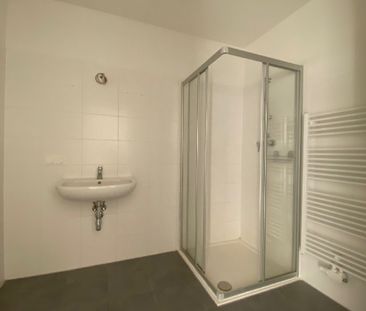 Helle 2-Zimmer-Wohnung mit Balkon inkl. Küchenblock - Photo 3