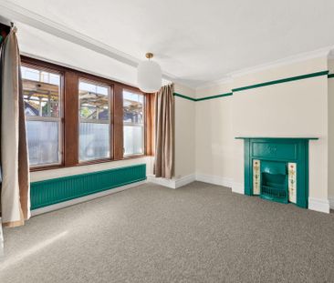 4 bedroom semi-detached house to rent - Photo 1