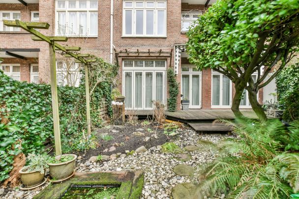 Amstelkade 167H, 1078 AZ, Amsterdam - Photo 1