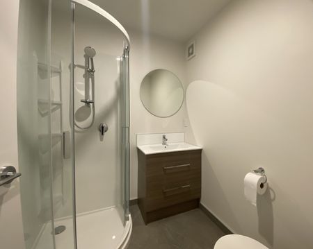 2/142 Leinster Road, Merivale - Photo 4