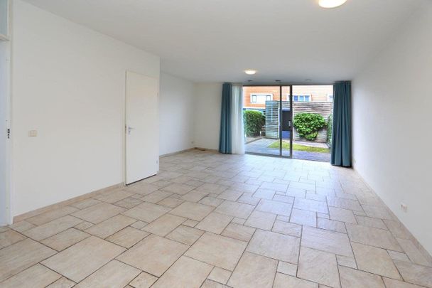 Huis te huur: Van der Stoklaan 61 2493 BX Den Haag - Photo 1