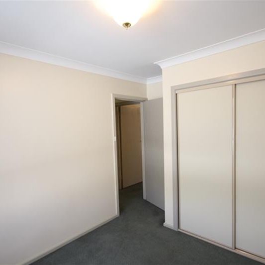 LEASED 25 NOV - Cosy & Convenient - Photo 1