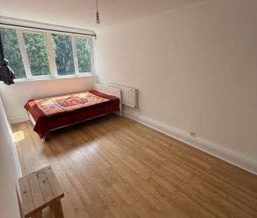 4 bedroom maisonette to rent - Photo 3
