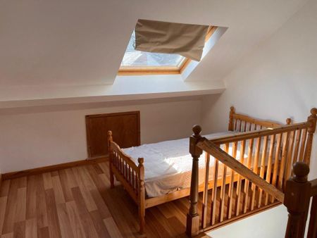 4 bedroom terraced house to rent - Photo 4