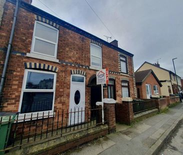 3 bedroom terraced house to rent - Photo 6