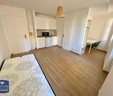 Location Appartement 1 pièce 20m² TOULON 83000 - Photo 5