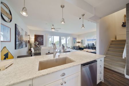 For Lease - 374 FRONT Street Unit# 50, Central Elgin, Ontario - Photo 2