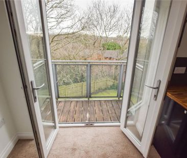 2 bedroom flat to rent - Photo 4