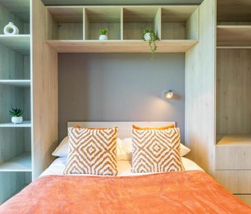 1 bedroom in a flat share to rent - Photo 3