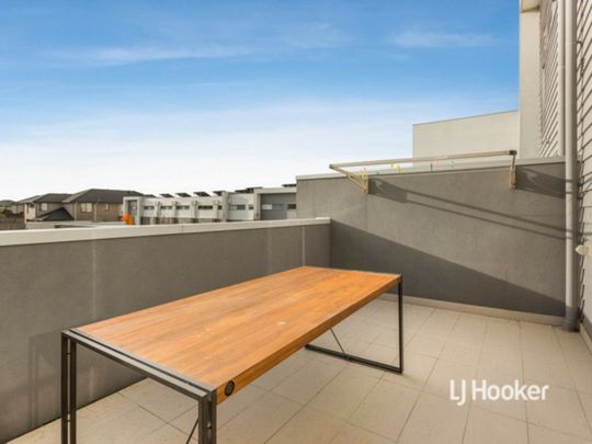 88 Ashcroft Avenue, WILLIAMS LANDING VIC, Belconnen - Photo 1