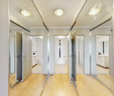 Beautiful Apartment Overlooking Swimming Pool and Gardens!!! - Photo 1