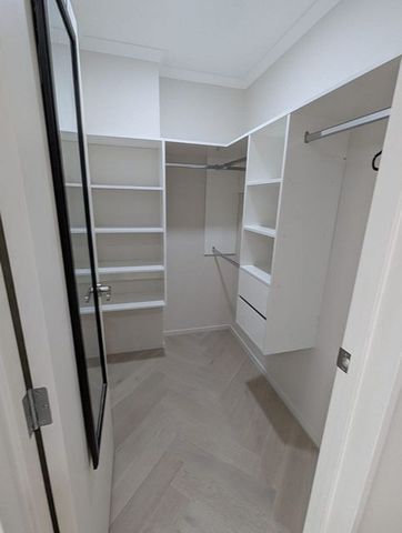 1 Bedroom + Living Room in a quiet neighbourhood - Photo 3