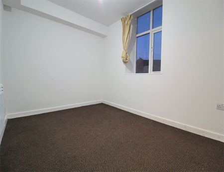 1 Bedroom Apartment To Let - Photo 2