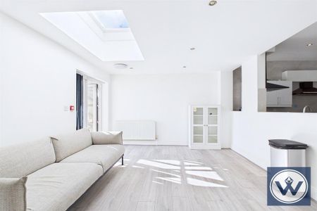 Flat to rent - Photo 2