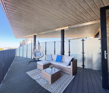 1 Bed Flat, Starboard Way, E16 - Photo 1