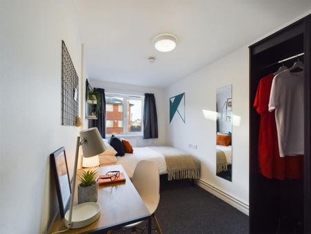 4 bedroom house to rent - Photo 3