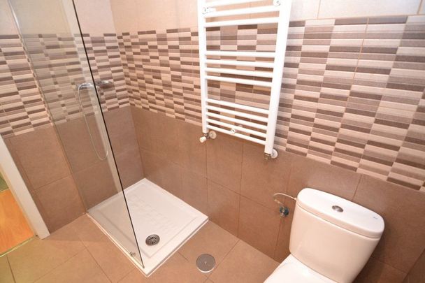 3 room luxury Apartment for rent in Madrid, Autonomous Region of Madrid - Photo 1
