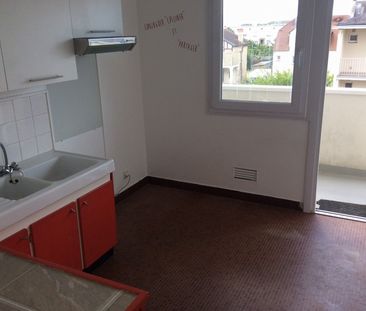 Location Appartement 3 pièces 58m² - Photo 2
