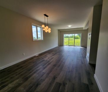 For Lease - 6837 Royal Magnolia Avenue, London South, Ontario - Photo 1