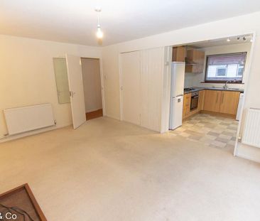 2 bedroom maisonette to rent - Photo 6