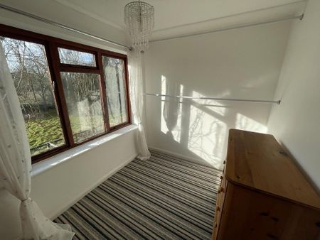 4 bedroom equestrian property to rent - Photo 5