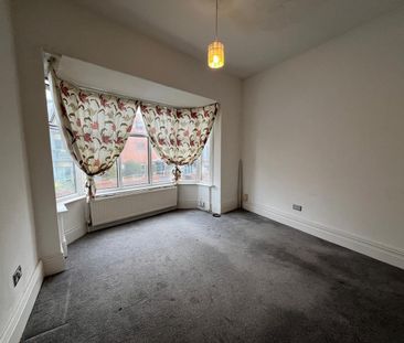 1 Bed Flat, Albany Road, M21 - Photo 2