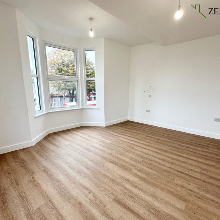 2 bedroom flat to rent - Photo 1