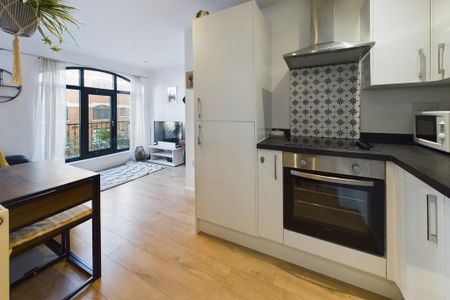 1 bedroom apartment to rent - Photo 5