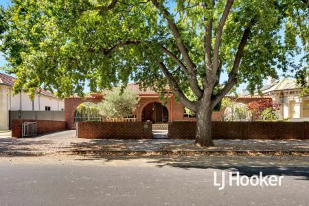 9 Third Avenue, St Peters SA 5069 - Photo 2