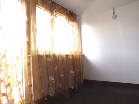 1 Bed - Road, Abbey Wood, London, Se2 - Photo 3