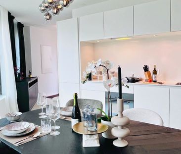 UNIQUE 2-BEDROOM DUPLEX APARTMENT WITH PRIVATE OUTDOOR SPACE - Photo 4