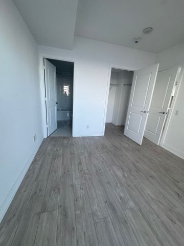 For Lease - 70 Annie Craig Drive Unit# 3904, Toronto, Ontario - Photo 4