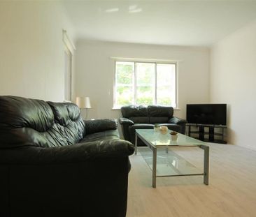3 bedroom apartment to rent - Photo 2