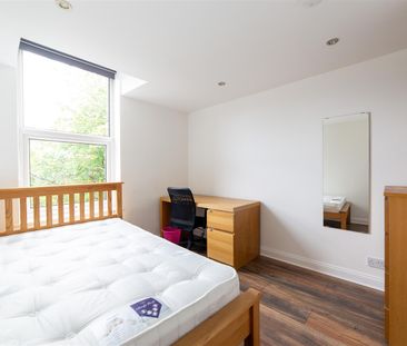 6 bed terraced house to rent in Gladstone Terrace, Newcastle Upon T... - Photo 2