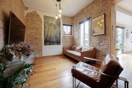 2 Curtain Place, Fitzroy North VIC 3068 - Photo 2
