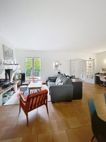 Location Maison 5 pièces 150m² GAILLAC 81600 - Photo 2