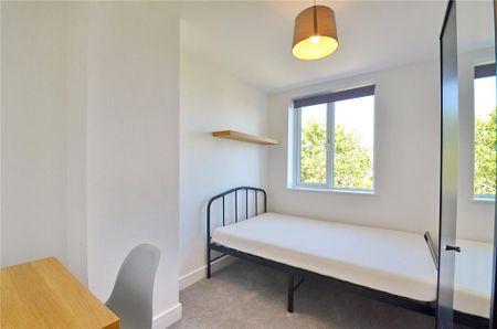 6 bedroom semi-detached house to rent - Photo 5