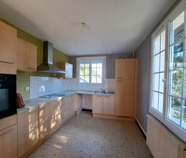 Location Maison 4 pièces 107m² LA MEMBROLLE SUR CHOISILLE 37390 - Photo 5