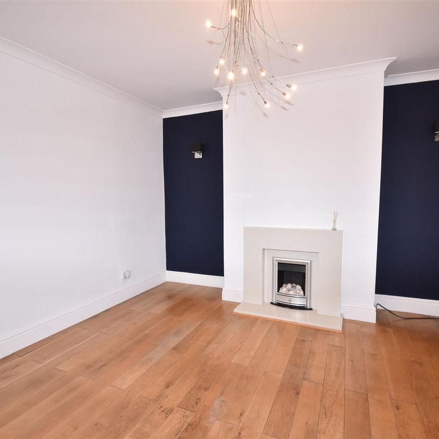 Manchester Road, Tyldesley, M29 - Photo 1