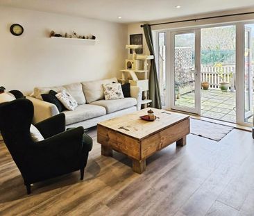 2 bedroom ground floor flat to rent - Photo 4
