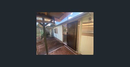 Old-Style House With Inground Pool + Separate Gaming Room - Photo 4