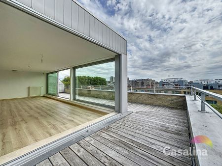 Duplex / Penthouse van 105 m² op de 4e verdieping - Photo 4