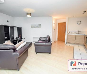 2 bedroom flat to rent - Photo 5