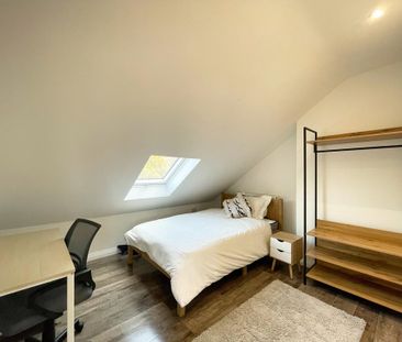 1 bedroom in a flat share to rent - Photo 6